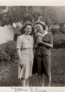 may & eva ca. 1943