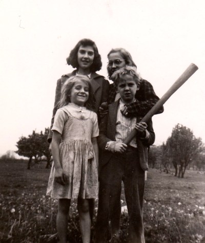 front row: annie & sam; back row right: fanny