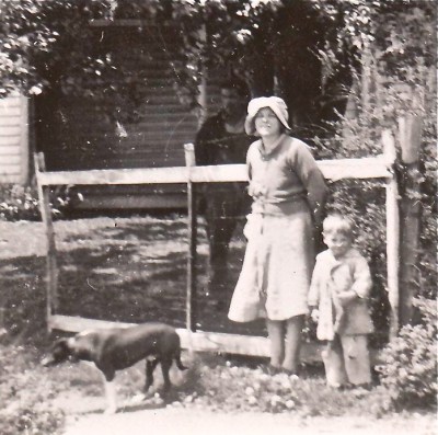 anna & pat, ca. 1945